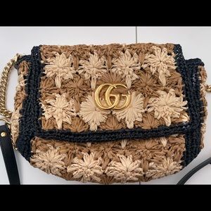GUCCI GG SMALL MARMONT RAFFIA CHAIN SHOULDER BAG